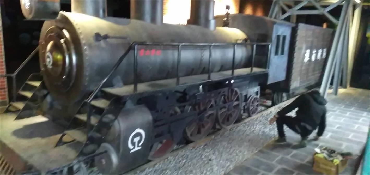策勒县蒸汽火车模型